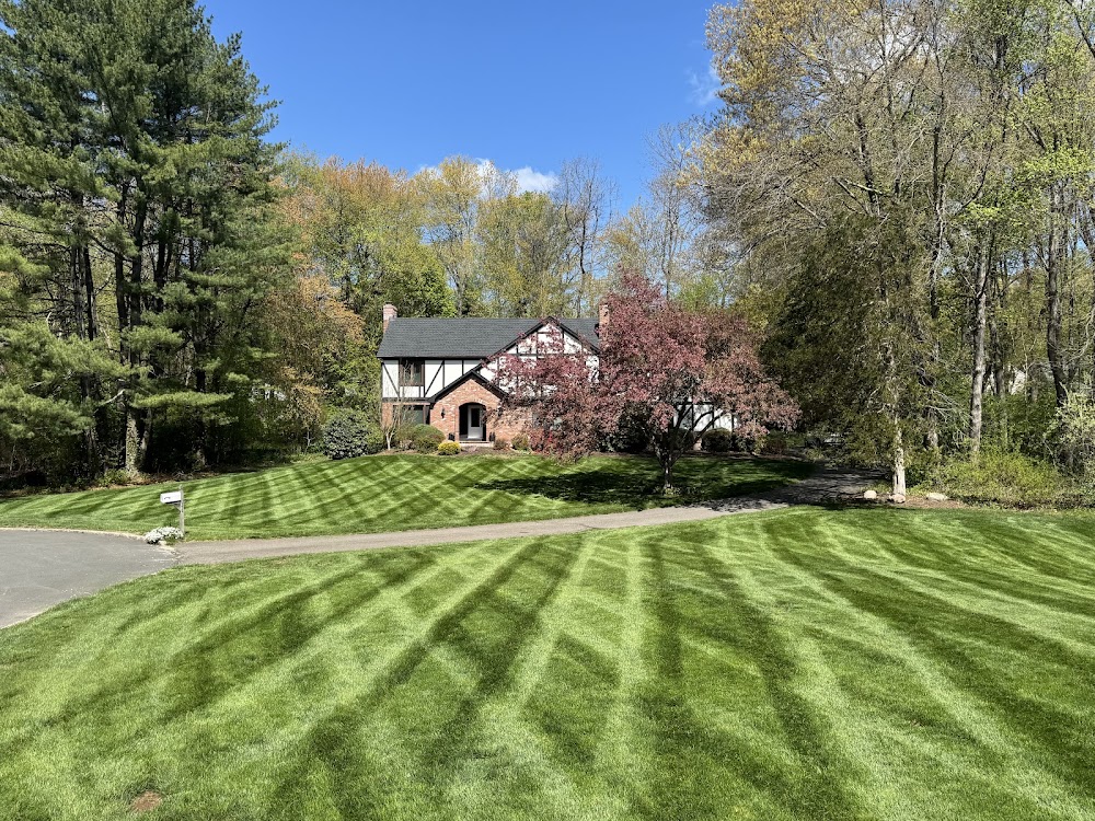 Stonebrook Lawn & Landscape LLC