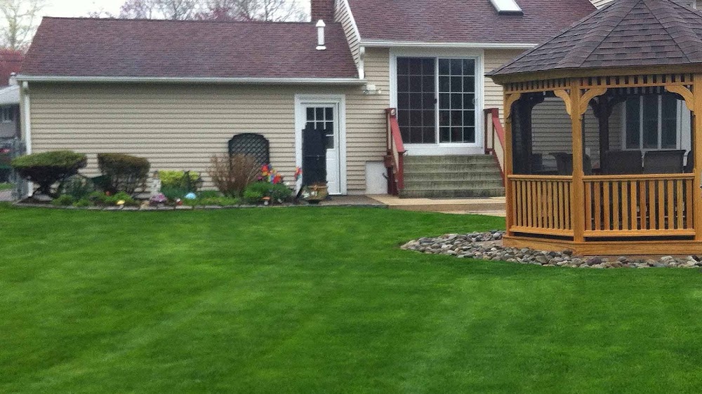 Ivy League Landscaping LLC
