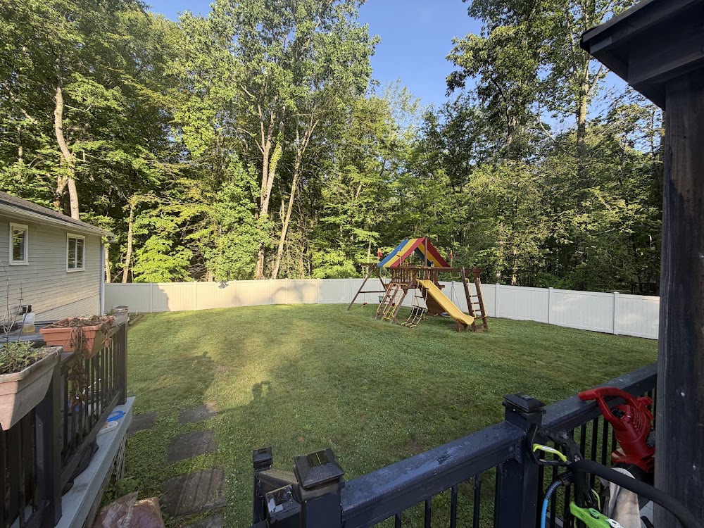 Dill Landscaping & Fence Company