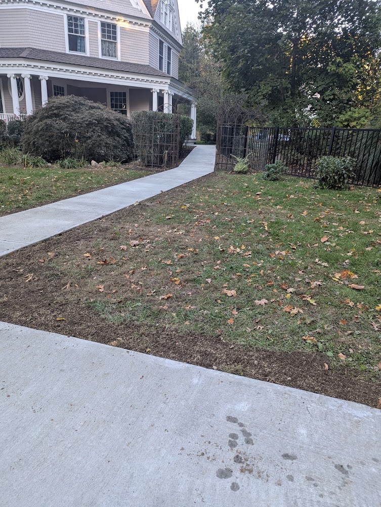 Verde Landscaping LLC